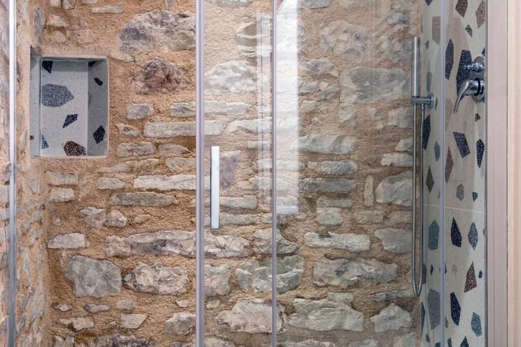 Cornelia Cavern Cosy Studio Apartment In Spello Exterior photo