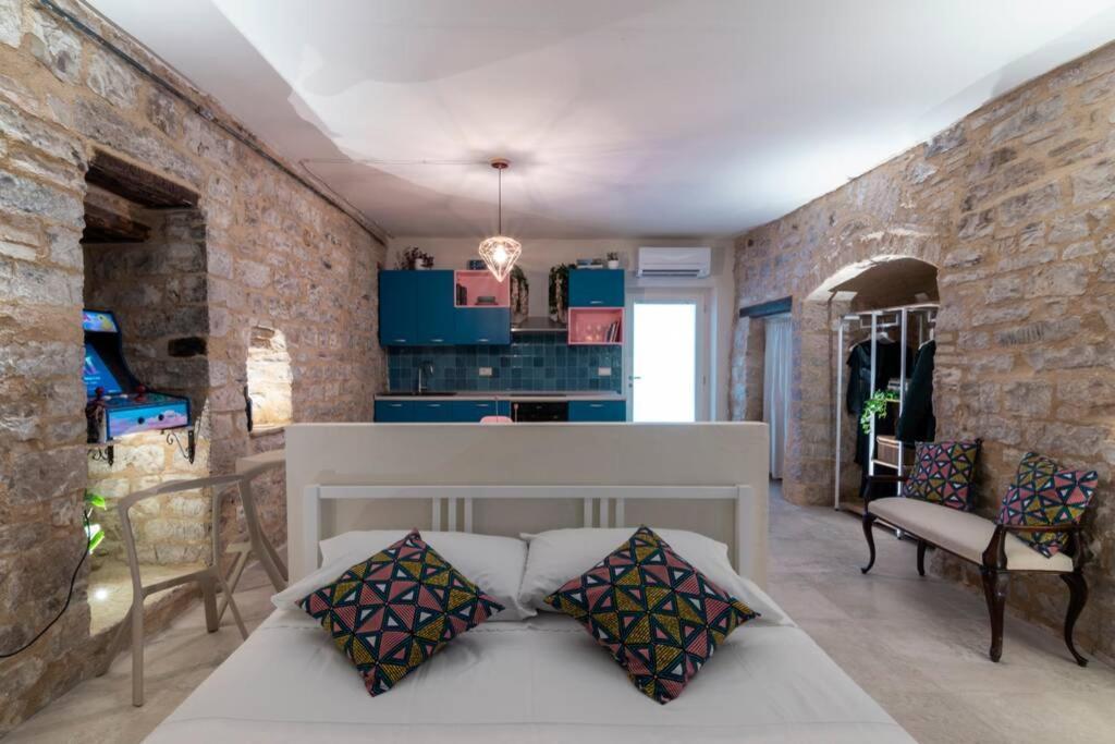 Cornelia Cavern Cosy Studio Apartment In Spello Exterior photo